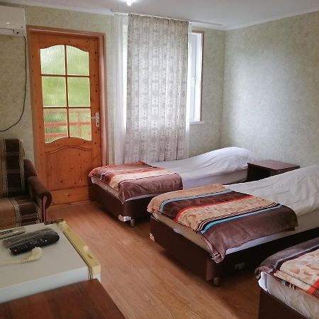 Мини-Отель На Агрба 22А Pițunda Exterior foto