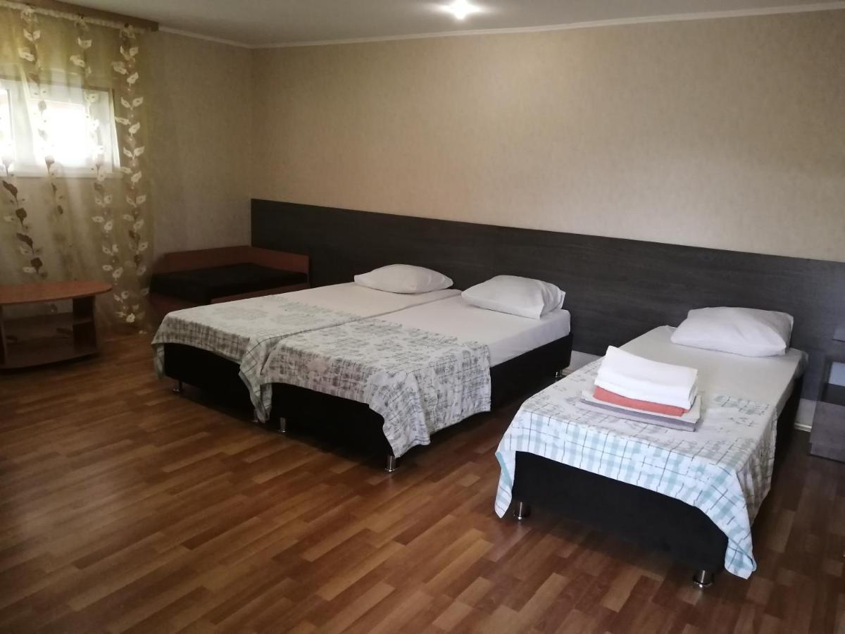 Мини-Отель На Агрба 22А Pițunda Exterior foto